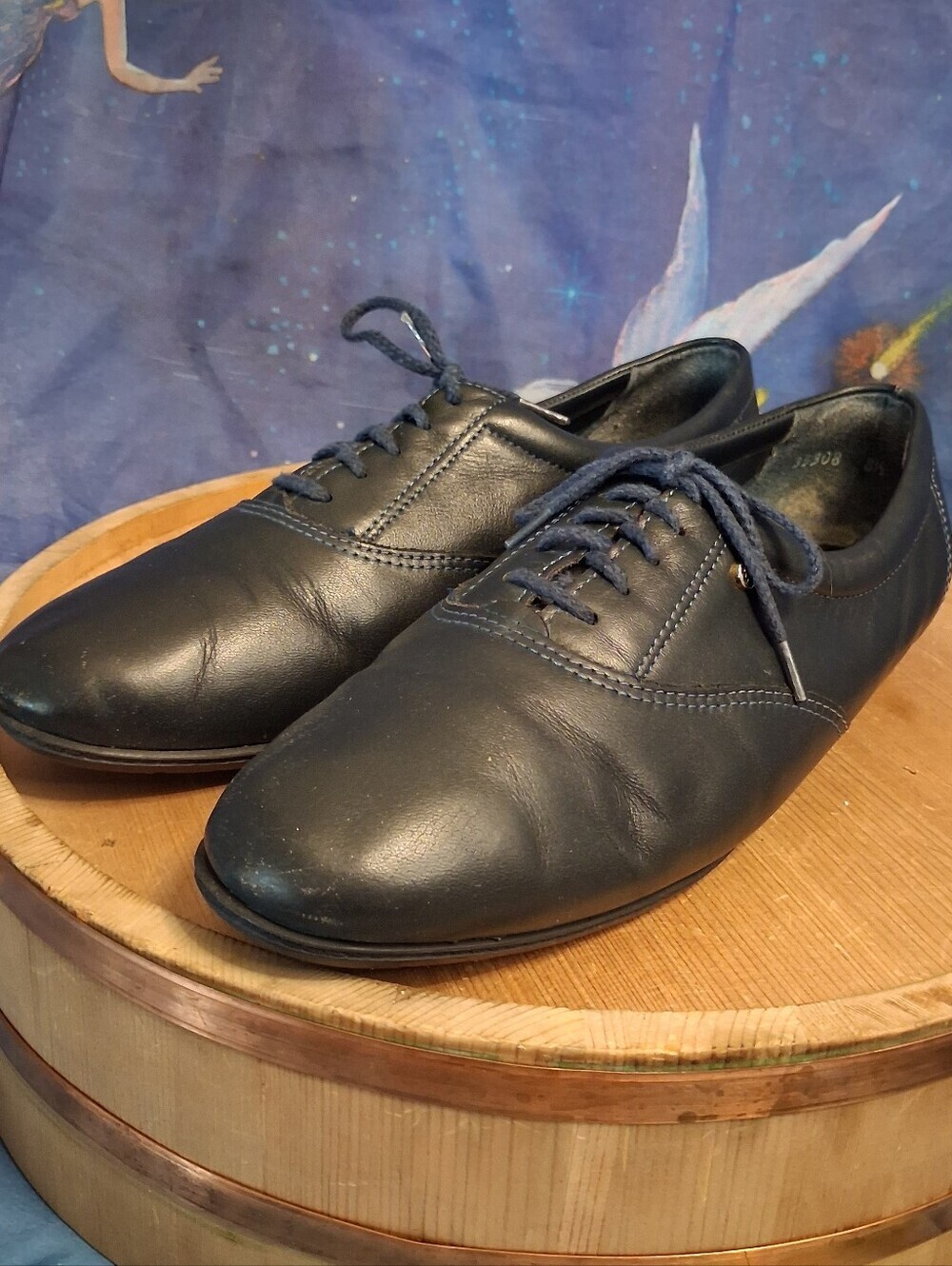 Navy Blue Easy Spirit Esmotion Leather Oxford Sneaker Size US 8.5